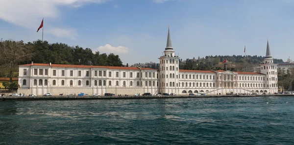 Escola Militar de Kuleli em Istambul, Turquia — Fotografia de Stock