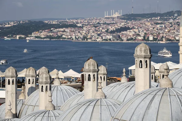 Suleymaniye Badtak Och Bosporesundet Istanbul City Turkiet — Stockfoto