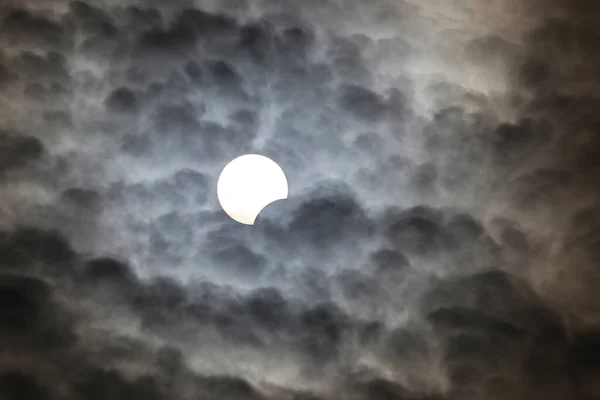 Eclipse Solar Parcial Ciudad Estambul Turquía — Foto de Stock