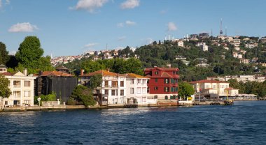 İstanbul 'un İstanbul İlçesinin Boğaz Tarafındaki Binalar
