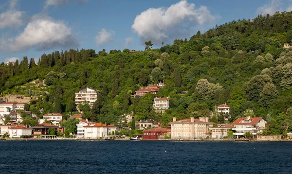 Edificios Bósforo Lado Del Estrecho Estambul Turquía —  Fotos de Stock