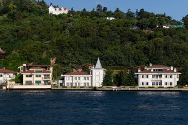 İstanbul 'un İstanbul İlçesinin Boğaz Tarafındaki Binalar
