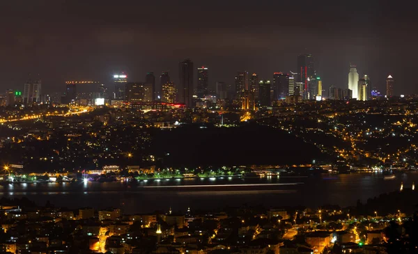 Noční Pohled Mrakodrapy Istanbulu Turecko — Stock fotografie