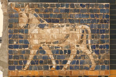 İstanbul Arkeoloji Müzesi 'ndeki İştar Kapısı duvar süslemesi, İstanbul Şehri, Türkiye