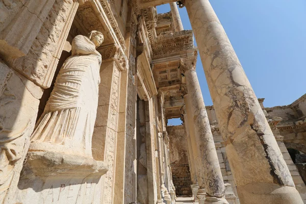 Personifizierung Der Tugend Statue Von Arete Der Antiken Stadt Ephesus — Stockfoto