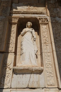 Efes Antik Kentinde Erdem, Arete Heykeli, Selcuk Kasabası, İzmir Kenti, Türkiye