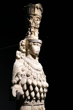 Efes Müzesi 'ndeki Büyük Artemis Heykeli, Selcuk Kasabası, İzmir Kenti, Türkiye
