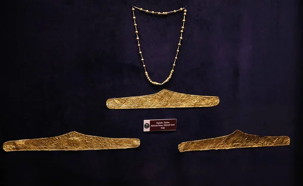 Diademi Oro Nel Museo Smirne Città Smirne Turchia — Foto Stock