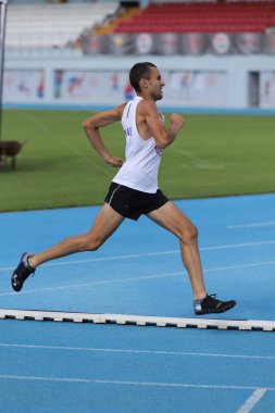 İSTANBUL, TURKEY - Eylül 05, 2020: Türkiye Atletizm Şampiyonası sırasında koşan tanımlanamayan sporcu