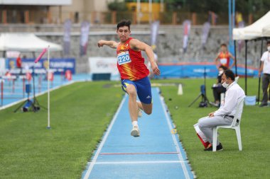 İSTANBUL, TURKEY - 13 Eylül 2020: Balkan U20 Atletizm Şampiyonası sırasında tanımlanamayan atlet