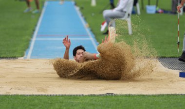İSTANBUL, TURKEY - 13 Eylül 2020: Balkan U20 Atletizm Şampiyonası sırasında tanımlanamayan atlet
