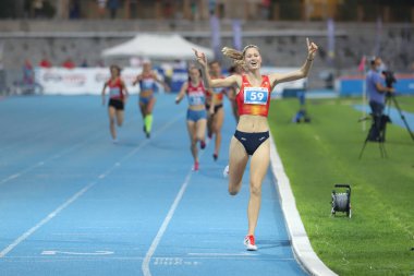 İSTANBUL, TURKEY - 13 Eylül 2020: Balkan U20 Atletizm Şampiyonası sırasında koşan sporcular