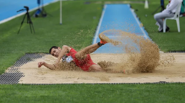 Istanbul Turquía Septiembre 2020 Atleta Indefinido Saltando Triple Durante Campeonato — Foto de Stock