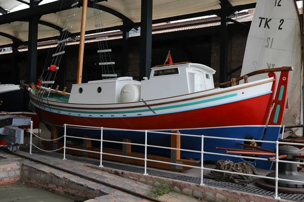 Istanbul Turquía Septiembre 2020 Antiguo Barco Vela Museo Industrial Rahmi —  Fotos de Stock