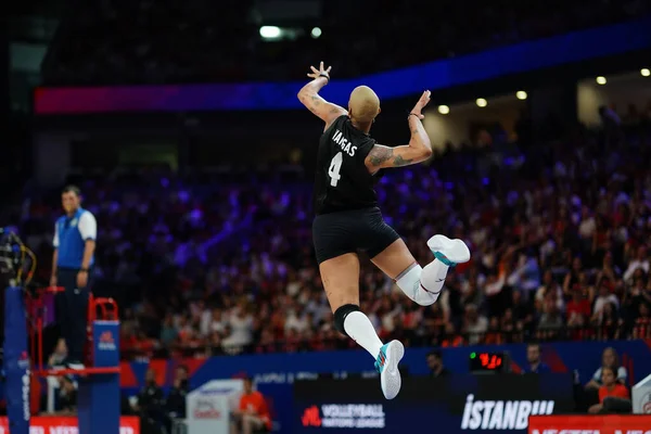 ISTANBUL, TURKIYE - 21 Haziran 2025: Melissa Vargas, Sinan Erdem Kubbesi 'nde Güney Kore - Türkiye VNL karşılaşmasında görev yapıyor