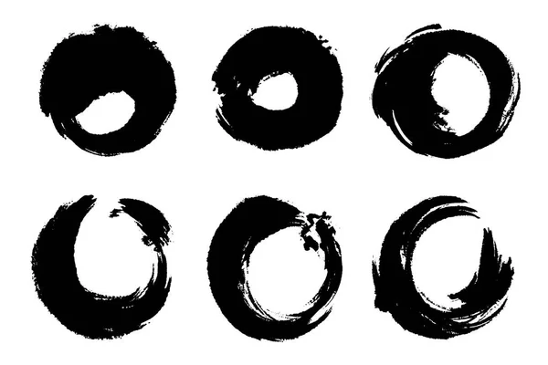 Conjunto vectorial de círculos pintados a mano para telones de fondo. Monocromo fondos dibujados a mano artística. Manchas dibujadas a mano forma redonda conjunto . — Archivo Imágenes Vectoriales