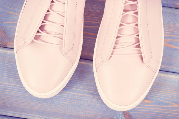 Foto Vintage Par Zapatos Cuero Rosa Para Mujer Acostada Tablas —  Fotos de Stock