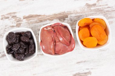 A vitamini, beslenme lifleri ve mineraller olarak sağlıklı ürünler veya malzemeler, besleyici yeme kavramı