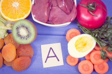 A vitamini ve lif içeren besleyici yiyecekler, kaynak olarak sağlıklı beslenme doğal mineraller.