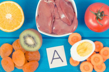 A vitamini ve lif içeren besleyici yiyecekler, kaynak olarak sağlıklı beslenme doğal mineraller.
