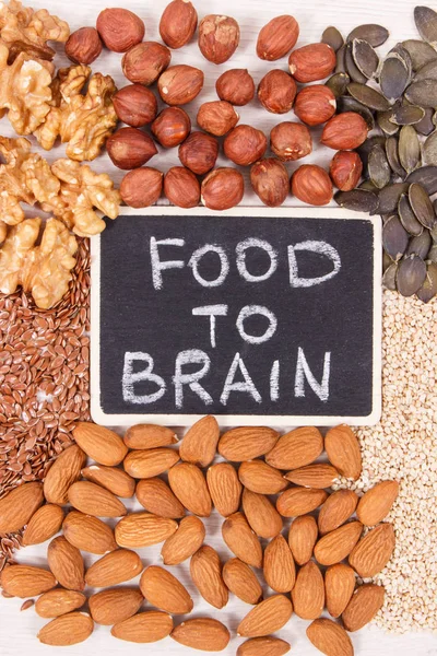 Υγιεινή Τροφή Για Εγκεφαλική Δύναμη Που Περιέχει Φυσικές Βιταμίνες Και — Φωτογραφία Αρχείου