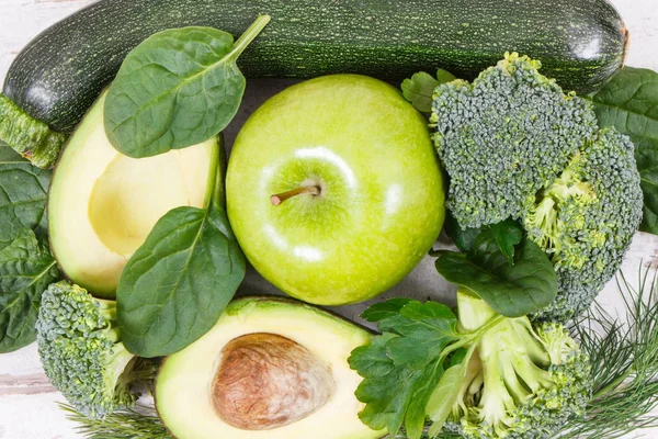 Rostot Természetes Vitaminokat Ásványi Anyagokat Tartalmazó Friss Zöld Gyümölcsök Zöldségek — Stock Fotó