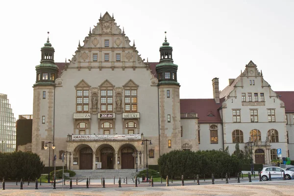 Poznan Polen Oktober 2018 Blick Auf Das Universitätsgebäude Adam Mickiewicz — Stockfoto