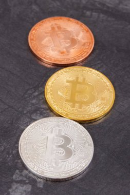 Şifreli para olarak Bitcoin, yeni sanal para konsepti ve uluslararası ağ ödemesi