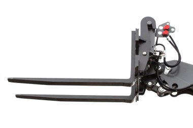 Beyaz arkaplandaki forklift yükleyicisinin ya da istifleyicisinin parçası ve ayrıntıları, teknoloji