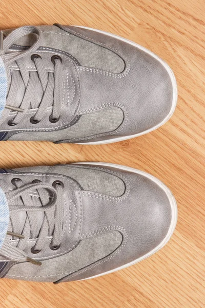 Par Elegantes Zapatos Cuero Gris Cómodos Para Hombres Bordo —  Fotos de Stock