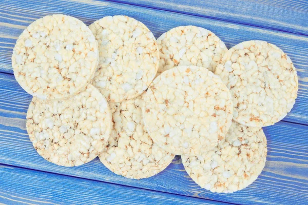 Arroz o maíz pan de dieta para el desayuno, concepto de nutrición saludable — Foto de Stock