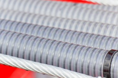 Plastik oluklu boru tarım veya endüstriyel makine, teknoloji kavramı