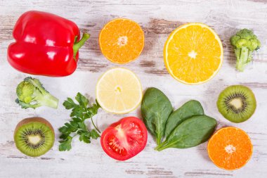 Meyve ve sebze gibi C vitamini kaynakları, diyet lifi ve mineraller, dokunulmazlık kavramı güçlendirilmesi