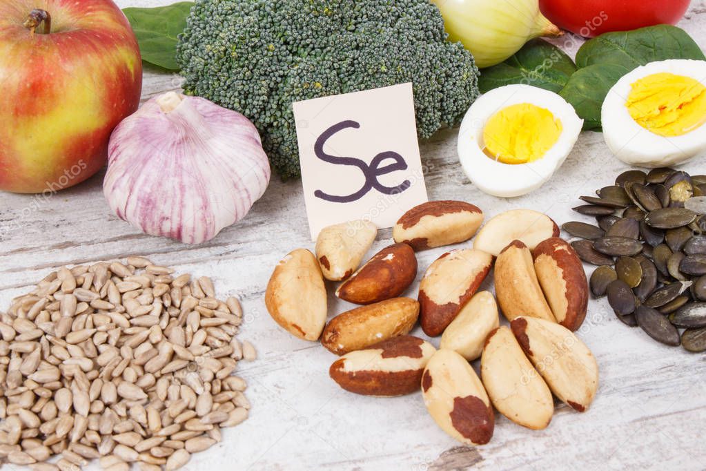 Products and ingredients containing selenium, minerals and dietary fiber, healthy nutrition concept