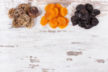 Gıda içeren doğal vitaminler ve diyet lifi, sağlıklı beslenme kavramı, metin için yer kopyalayın