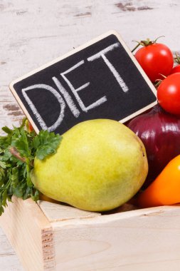 Yazıt diyet ve meyve sebze kutusunda sağlıklı atıştırma veya doğal vitamin içeren tatlı olarak ile