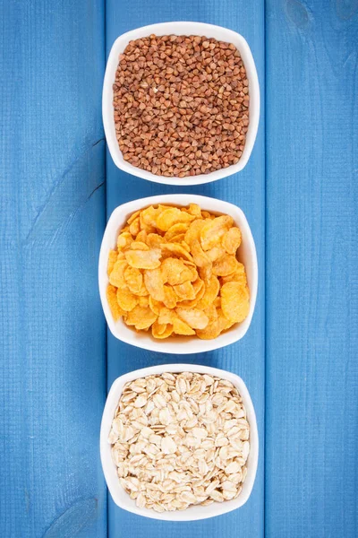 Productos e ingredientes que contienen vitamina B2 y fibra dietética, concepto de nutrición saludable —  Fotos de Stock