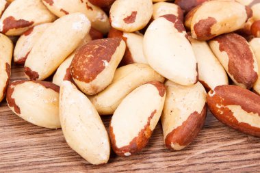 Brezilya fıstığı doğal mineral ve vitamin içeren