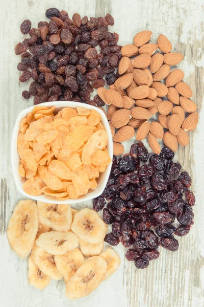 Ingredienti sani contenenti minerali, carboidrati e fibre alimentari, concetto di alimentazione nutriente — Foto Stock