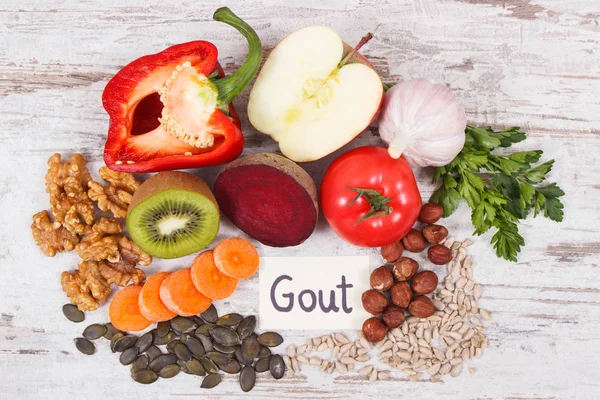 Alimentazione sana e nutriente contenente vitamine e minerali. Miglior cibo per la gotta e la salute dei reni — Foto Stock
