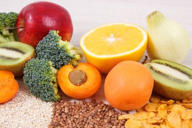 Kaynak doğal mineraller, B3 vitamini ve diyet lifi olarak sağlıklı besleyici gıda