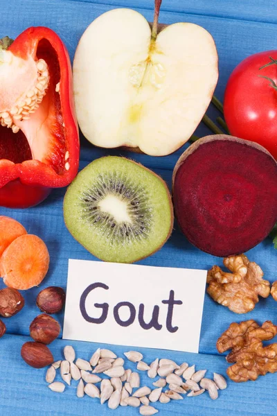 Vitaminler ve mineraller içeren taze meyveler ve sebzeler. Gut ve böbrek sağlığı için en iyi gıda — Stok fotoğraf