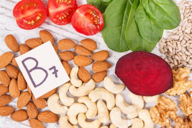 Kaynak mineral, vitamin B7 ve lif, kavram yeme besleyici olarak sağlıklı ürünler