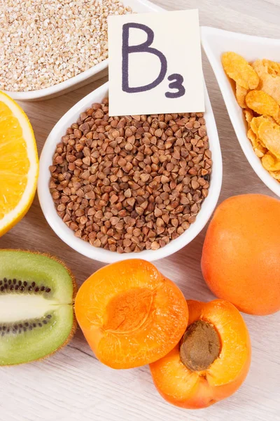 Kaynak mineraller, B3 vitamini ve diyet lifi olarak sağlıklı besleyici gıda — Stok fotoğraf