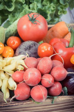 Kaynak mineral ve vitamin olarak sebzeler. Zayıflamak ve diyet yapmak için en iyi yiyecek.