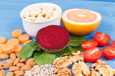 B7 vitamini ve beslenme lifleri içeren besleyici ürünler, doğal mineral kaynakları, sağlıklı beslenme konsepti