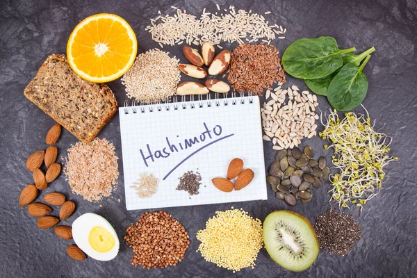 Blocco Note Con Hashimoto Iscrizione Migliori Ingredienti Nutrienti Una Tiroide — Foto Stock