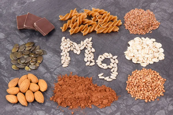 Verschiedene Inhaltsstoffe Die Magnesium Vitamine Ballaststoffe Und Natürliche Mineralien Enthalten — Stockfoto
