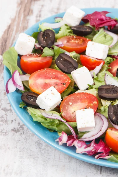Salada Grega Preparada Fresca Com Queijo Feta Legumes Estilo Vida — Fotografia de Stock