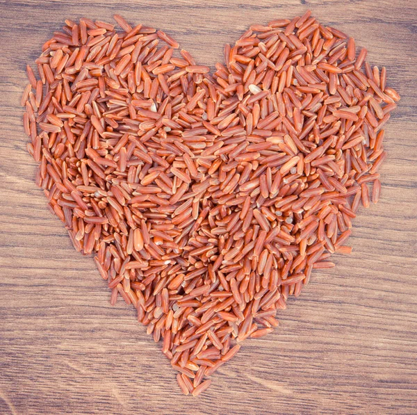 Vintage Photo Heap Red Rice Shape Heart Rustic Board Concept — Stock Photo, Image